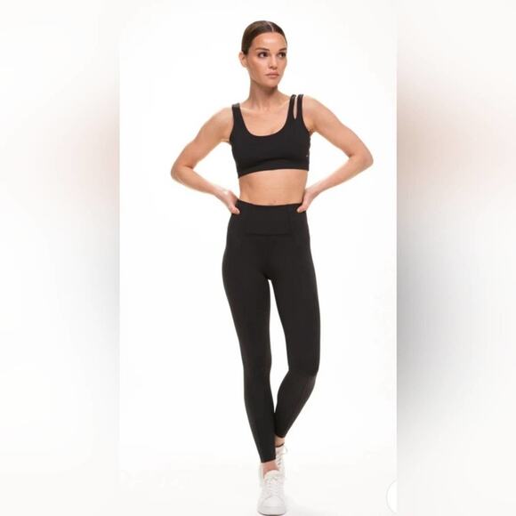 Revolve n:Philanthropy NWT Karlie High Waisted Classic Leggings in Black Cat M - Picture 4 of 7
